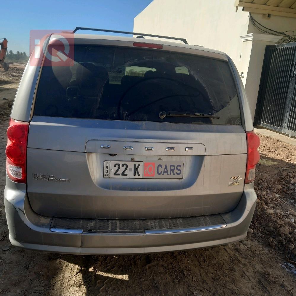 دودج جراند كارافان